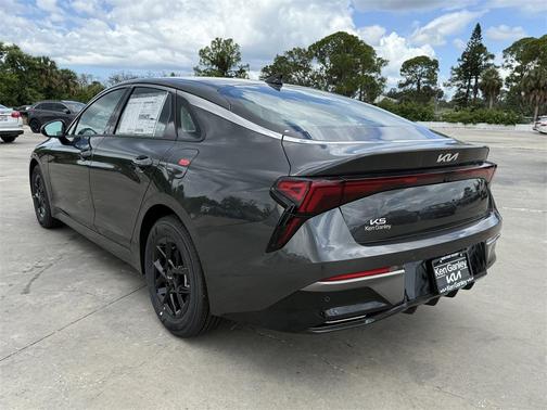 2026 Kia K5 LXS