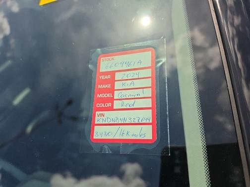 Flare Red 2024 Kia Carnival LX