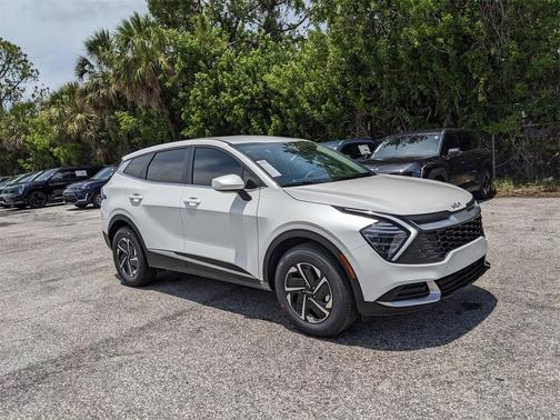 2025 Kia Sportage Hybrid LX