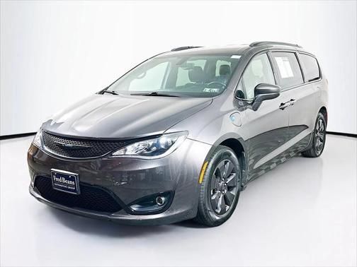 2020 Chrysler Pacifica Hybrid Touring L