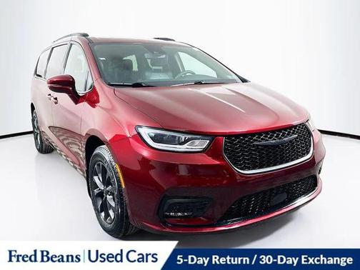 2022 Chrysler Pacifica Touring L AWD