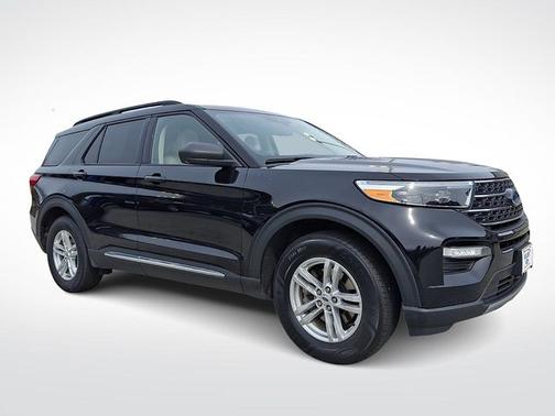 AGATE BLACK METALLIC 2021 Ford Explorer XLT