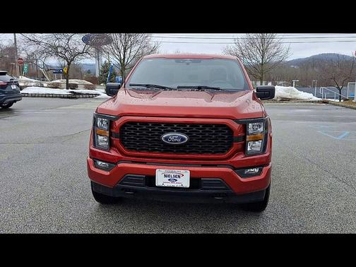 HOT PEPPER RED MET TINTD CC 2023 Ford F-150 XL