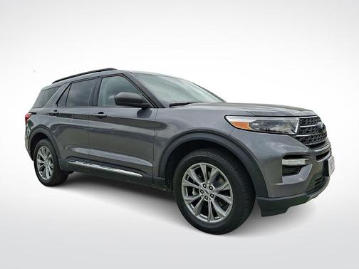 CARBONIZED GRAY METALLIC 2022 Ford Explorer XLT