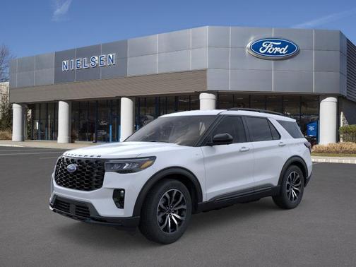SPACE WHITE METALLIC 2026 Ford Explorer ST-Line