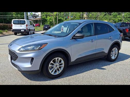Iced Blue Silver Metallic 2022 Ford Escape SE