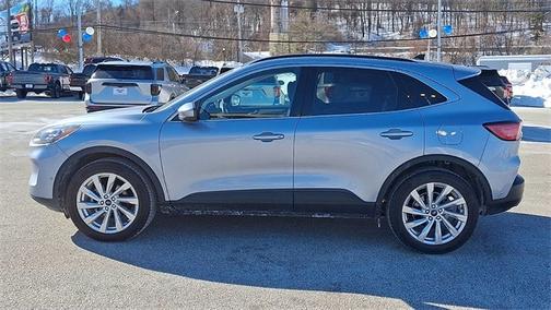 2022 Ford Escape TITANIUM