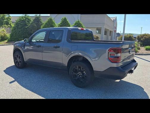 CARBONIZED GRAY METALLIC 2025 Ford Maverick XLT