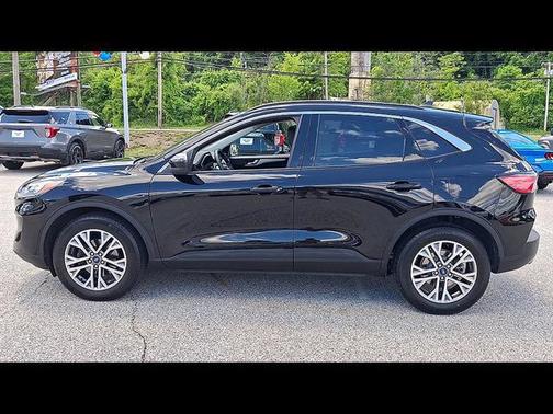 Agate Black Metallic 2022 Ford Escape SEL