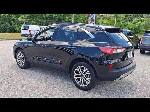 Agate Black Metallic 2022 Ford Escape SEL