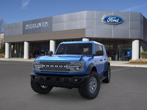 VELOCITY BLUE METALLIC 2025 Ford Bronco Badlands