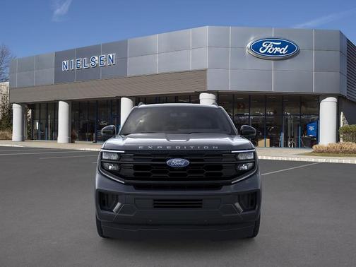 DARK MATTER GRAY METALLIC 2026 Ford Expedition Active