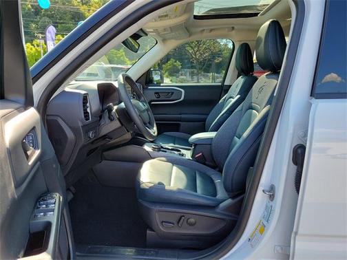 Oxford White 2022 Ford Bronco Sport Outer Banks