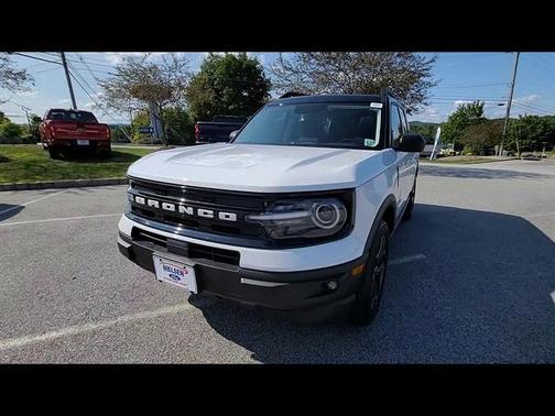 Oxford White 2022 Ford Bronco Sport Outer Banks