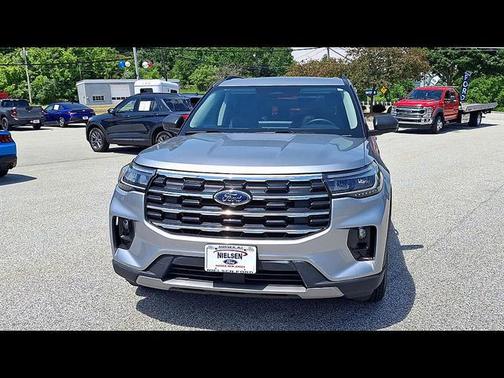 ICONIC SILVER METALLIC 2025 Ford Explorer Active