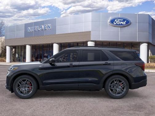 AGATE BLACK METALLIC 2026 Ford Explorer ST-Line