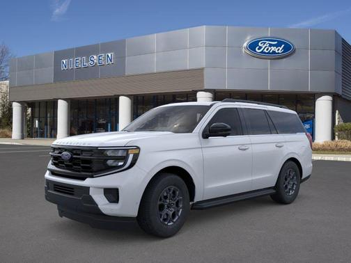 Oxford White 2026 Ford Expedition Active