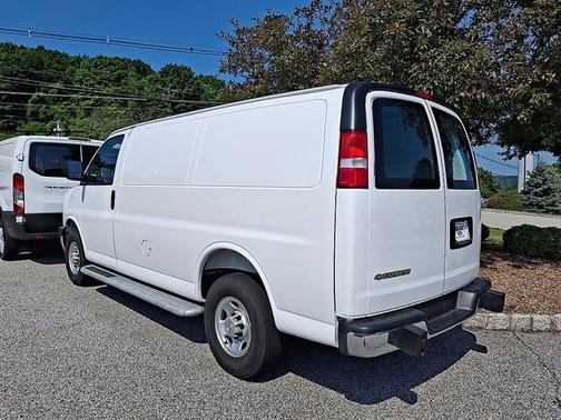 Summit White 2025 Chevrolet Express 2500 LT