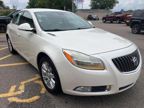 2013 Buick Regal Base