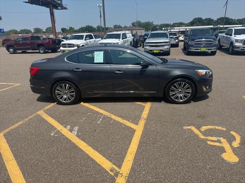 2016 Kia Cadenza Premium