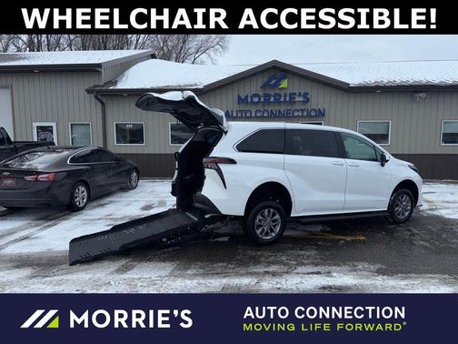 2026 Toyota Sienna LE