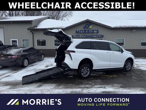 2026 Toyota Sienna LE