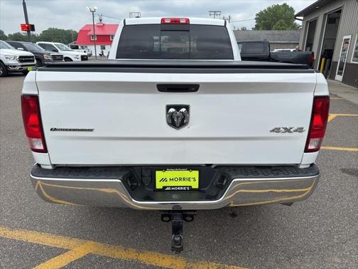 2017 RAM 1500 SLT