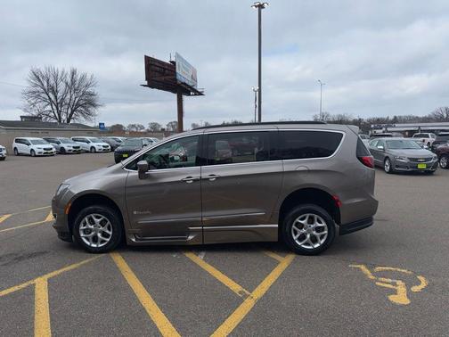 Molten Silver 2017 Chrysler Pacifica Touring-L