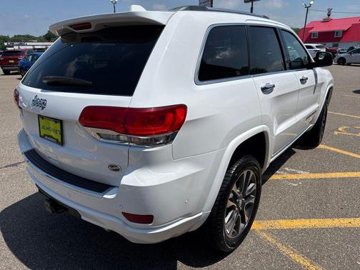 Bright White Clearcoat 2018 Jeep Grand Cherokee Overland