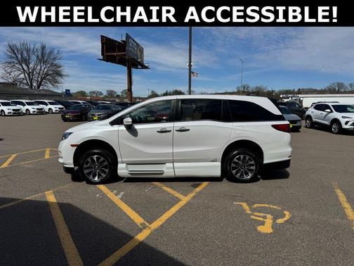Platinum White Pearl 2023 Honda Odyssey EX-L