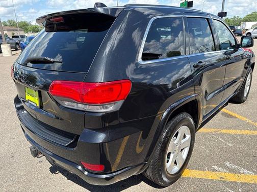 Brilliant Black Crystal Pearlcoat 2015 Jeep Grand Cherokee Altitude