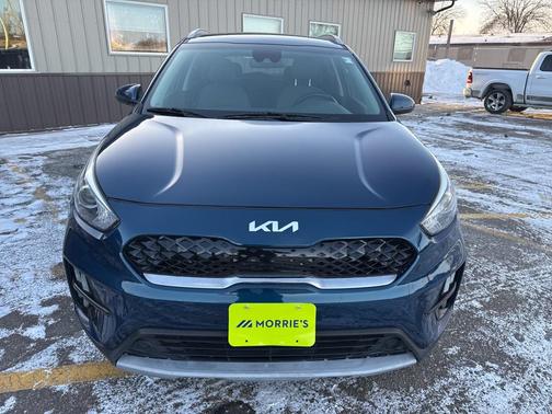 2022 Kia Niro LXS