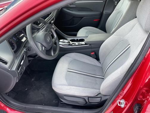 2021 Hyundai SONATA SE