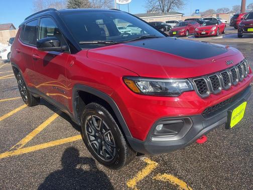 2025 Jeep Compass Trailhawk