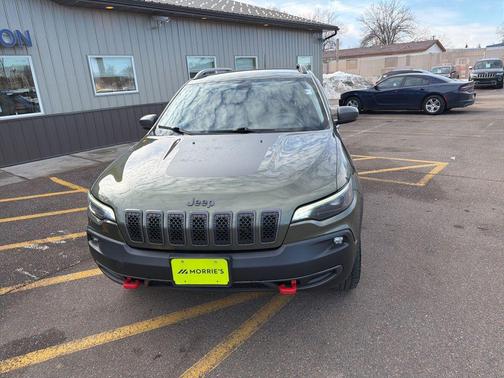 2019 Jeep Cherokee Trailhawk