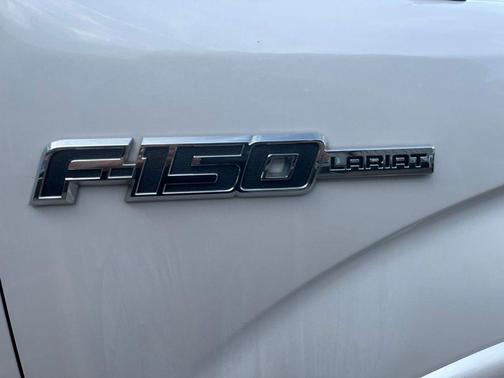 White Platinum Clearcoat Metallic 2013 Ford F-150 Lariat