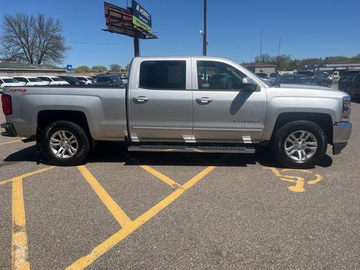 Silver Ice Metallic 2018 Chevrolet Silverado 1500 1LT