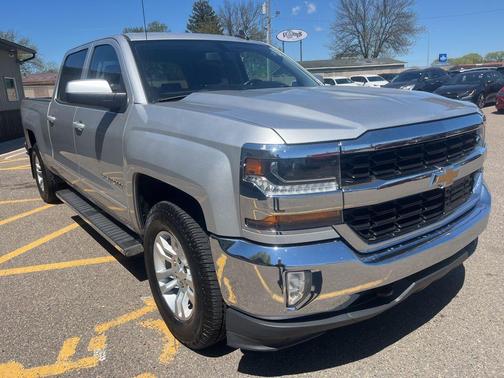 Silver Ice Metallic 2018 Chevrolet Silverado 1500 1LT