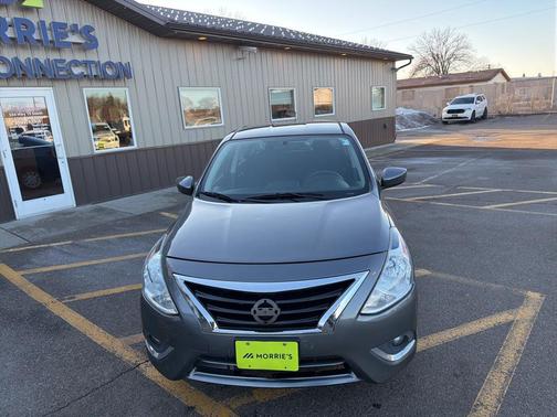 2016 Nissan Versa 1.6 S