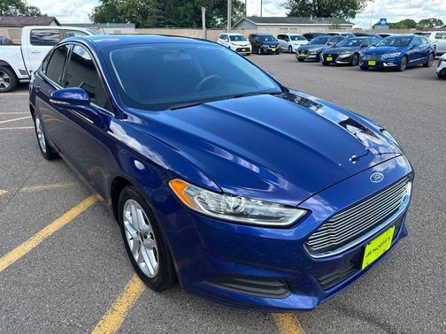 Deep Impact Blue 2016 Ford Fusion SE