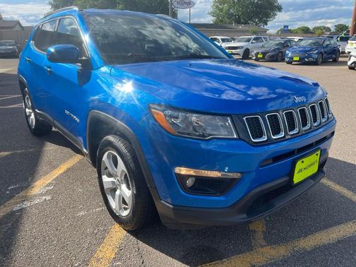 Laser Blue Pearlcoat 2018 Jeep Compass Latitude
