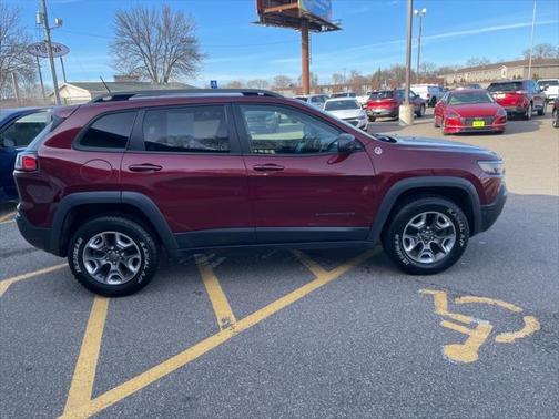 2019 Jeep Cherokee Trailhawk