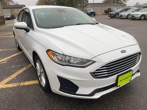 2020 Ford Fusion Hybrid SE