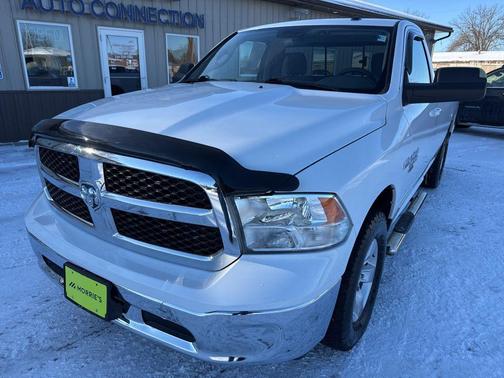 2019 RAM 1500 SLT