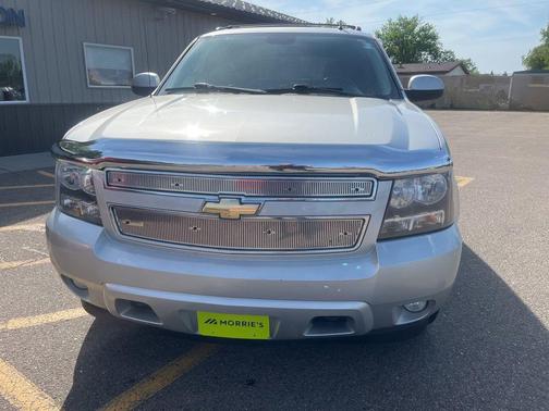 Sheer Silver Metallic 2011 Chevrolet Avalanche 1500 LT