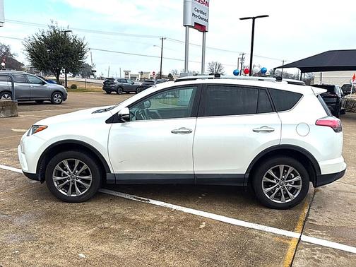 2017 Toyota RAV4 Platinum