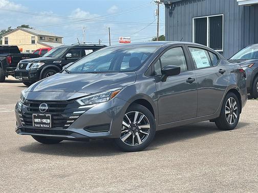 2025 Nissan Versa 1.6 S