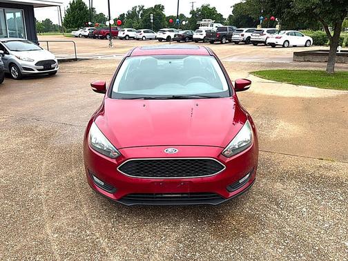 Ruby Red Metallic Tinted Clearcoat 2017 Ford Focus SEL