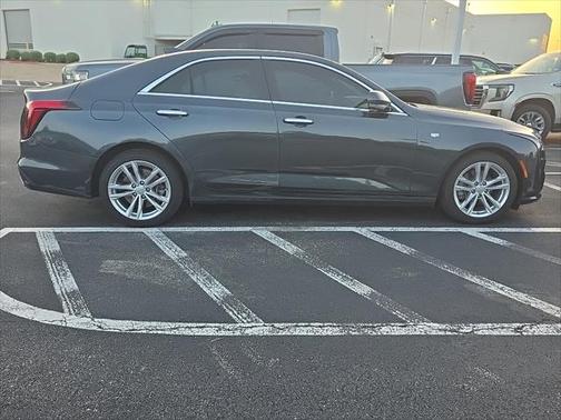 2022 Cadillac CT4 Luxury