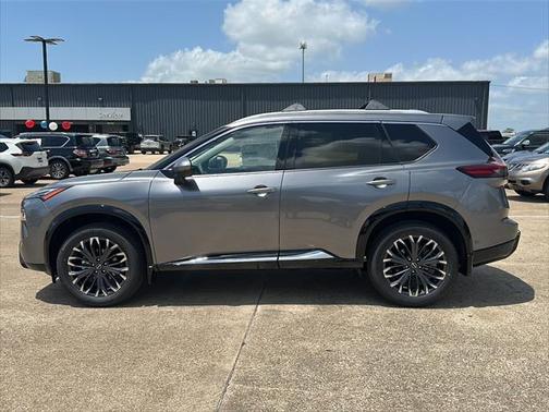 2025 Nissan Rogue Platinum